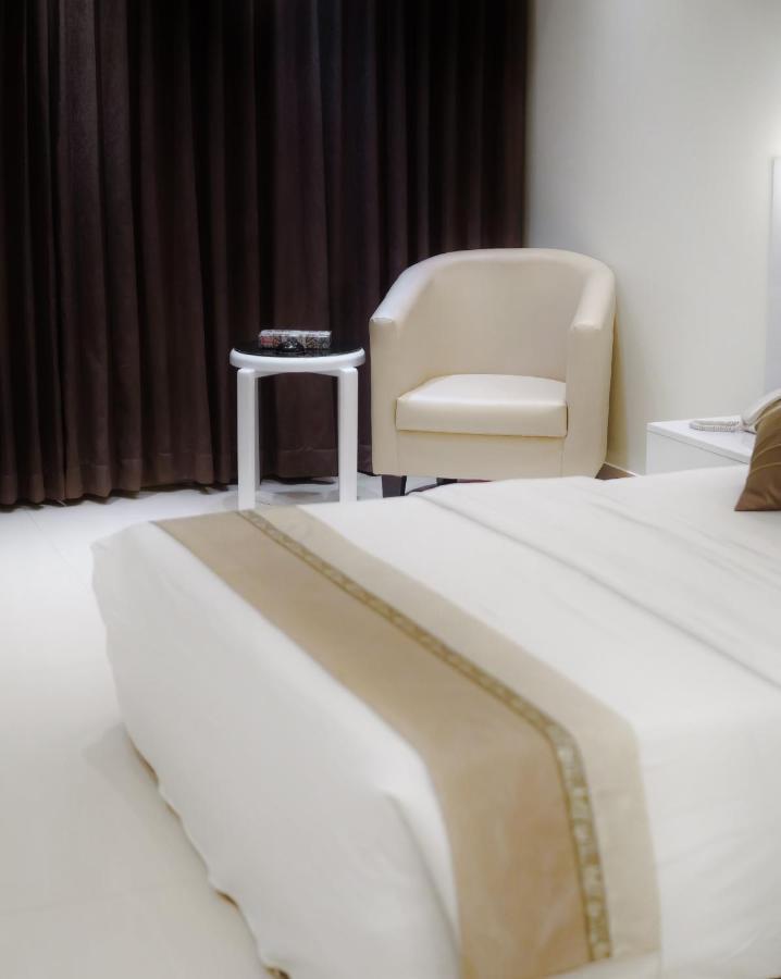 White Orchid Hotel ค็อกเซสบาซาร์ ภายนอก รูปภาพ